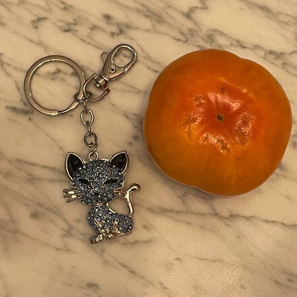 Keychain - Picture 4 of 5